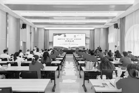           青年骨干接受铸魂赋能和政治淬炼 图片由山西省团校提供        