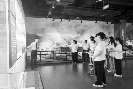           青春为中国式现代化挺膺担当 本组图片均由山西农业大学园艺学院暑期“三下乡”社会实践队提供        