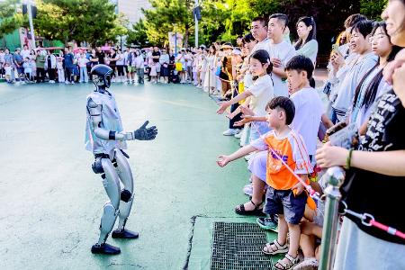           多重精彩嗨翻夏日 图片由太原方特提供        