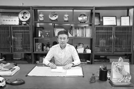           王凯用青春的坚守助力快递行业快速稳步发展 图片由受访者提供        