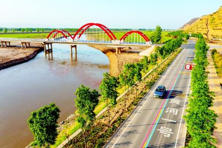           黄河一号旅游公路运城段 本版图片均为资料图片        
