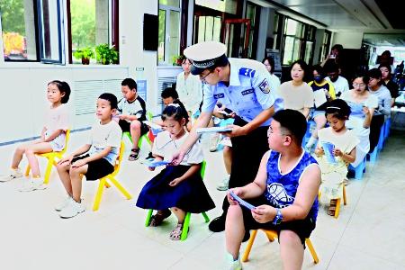           本组摄影 见习记者 路诗洁        
