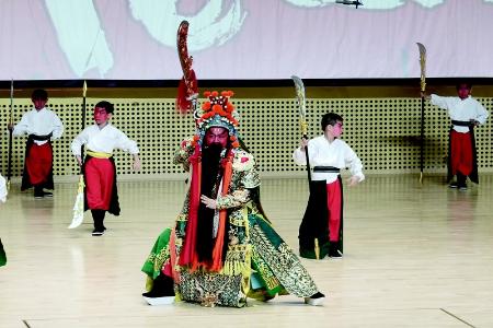           名家新秀演绎戏曲名段 图片由山西大剧院提供        