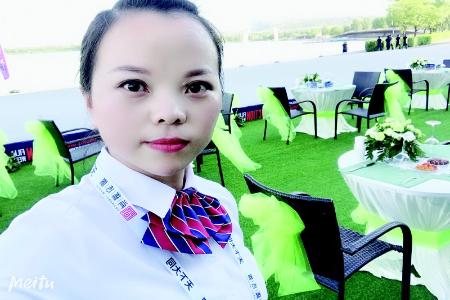           李建兰用不懈的追求一步步实现着自己的人生价值        