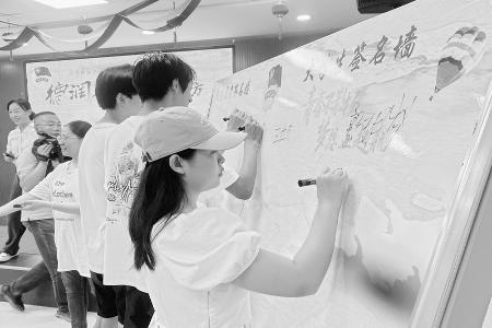           让文明新风浸润青春启航路 图片由团太原市尖草坪区委提供        