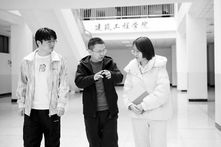          培育人才，服务地方。 图片由受访者提供        