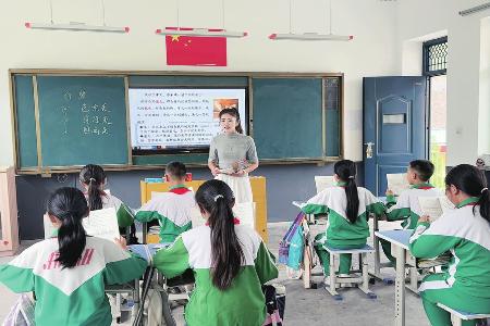 用坚守书写乡村教育的温情答卷 图片由受访者提供