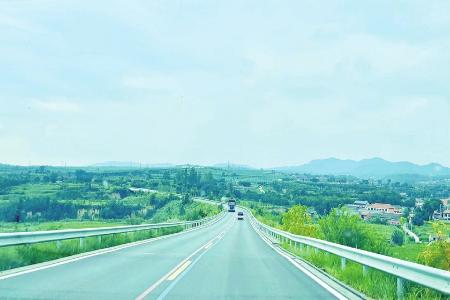 太行一号旅游公路晋城段 本报记者 任小芳 摄