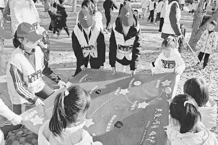 通过互动提升保护河湖意识 图片由团晋中市委提供