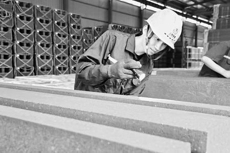 太谷农商银行精准滴灌“黑色黄金”生态圈 图片由通讯员高朋摄