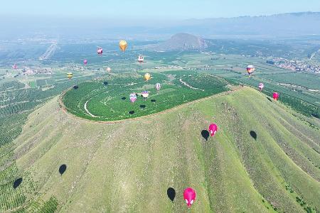 全国热气球锦标赛大同站 本版图片除署名外均由华舰集团提供