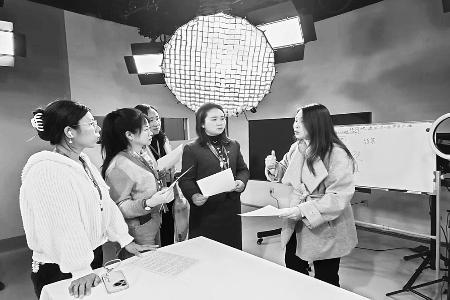 培养高素质青年人才 图片由通讯员 吕莉提供