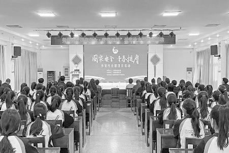 凝心聚力勇担当，笃行实干谱新篇。 本组图片均由共青团临汾市尧都区委提供