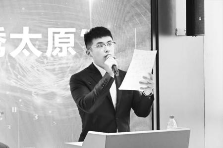 用专业诠释法律的严谨 图片由受访者提供