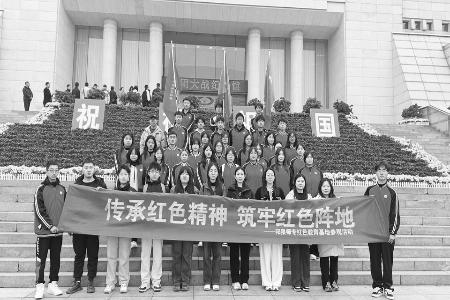 坚持为党育人、为国育才，引领青年学子挺膺担当、逐梦前行。 本版图片均由阳泉师范高等专科学校团委提供