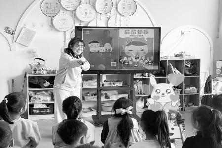 活动现场充满欢乐 图片由长子县青年志愿者协会提供