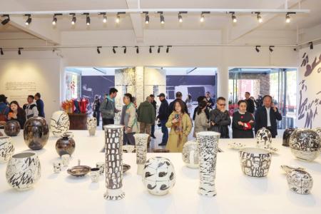 “新眺——忻省江作品展”图片由通讯员马静波提供