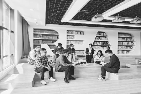 “青春年少好读书”主题团日活动举行 图片由团太原市小店区委提供
