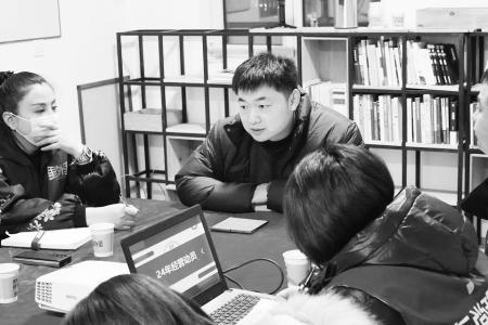 青春逢盛世，奋斗正当时。 图片由受访者提供