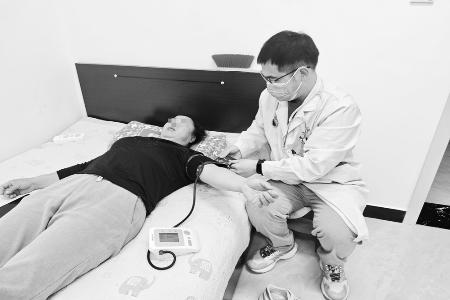 耿丽斌用初心与热爱守护着一方乡亲的健康