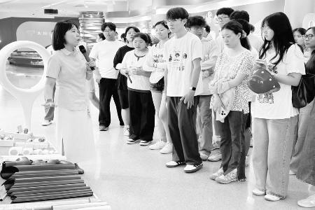 研学活动深受青年学子欢迎 图片由太原学院团委提供