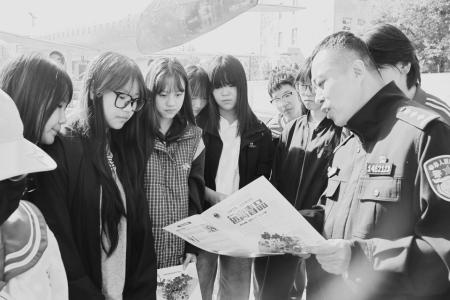 禁毒宣传共筑校园无毒安全防线
