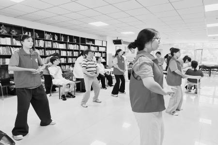 守岐黄初心，做扎根基层的笃行者。 本组图片均由山西中医药大学团委提供