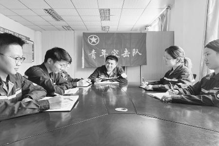 年轻队伍在四大“战场”齐头并进 图片由太钢团委提供